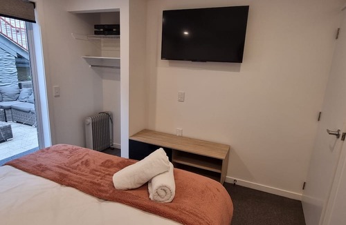 Arrowtown Hotel | New Orleans Hotel