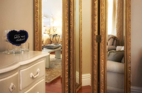 Picton Hotel | Escape To Picton