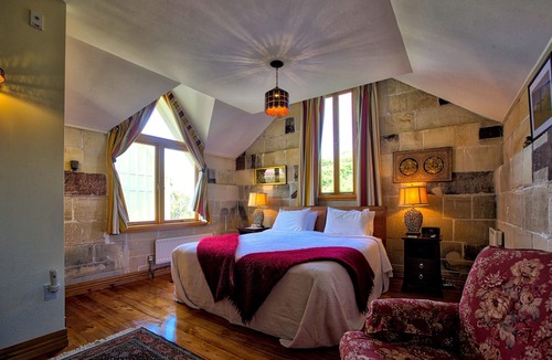 Oamaru Cabin | Pen-y-bryn Lodge