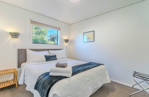 Dunedin City Centre Hotel | George Street Motel Apartments
