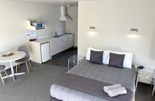 Hokitika Hotel | Jade Court Motor Lodge