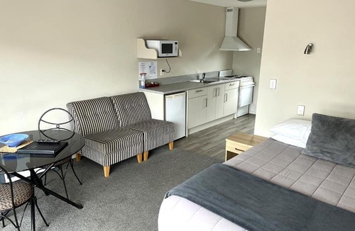 Hokitika Hotel | Jade Court Motor Lodge