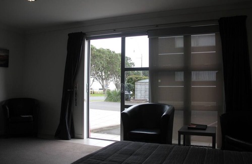 New Plymouth Hotel | ASURE Pukekura Motor Lodge