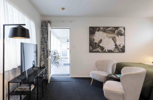 Merivale Hotel | Milano Motor Lodge