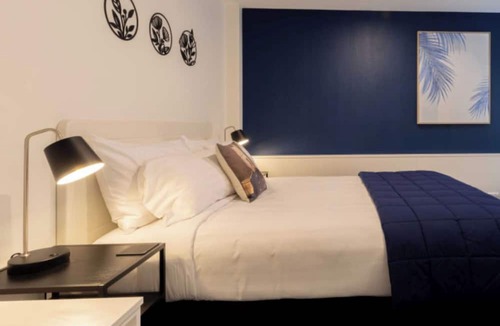 Merivale Hotel | Milano Motor Lodge