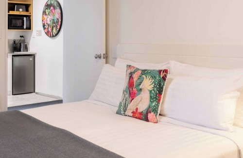 Merivale Hotel | Milano Motor Lodge