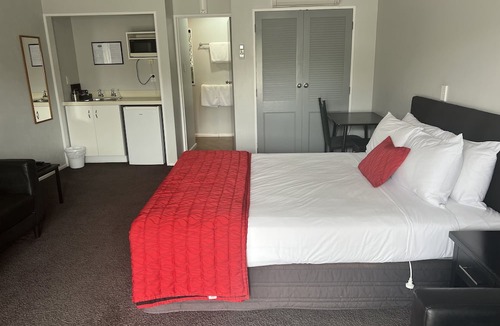 Palmerston North Hotel | Avenue Motel Palmerston North