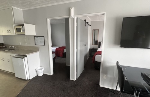 Palmerston North Hotel | Avenue Motel Palmerston North
