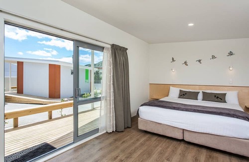 Whakatane Hotel | Awa Motel