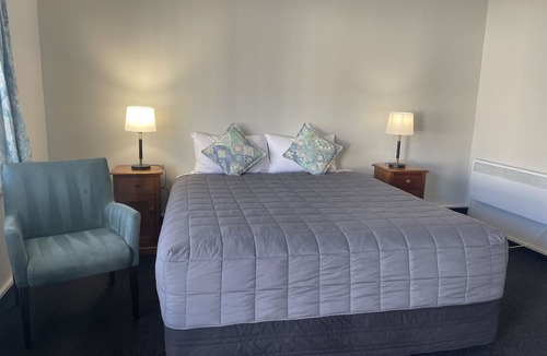 Upper Riccarton Hotel | Earnslaw Motel