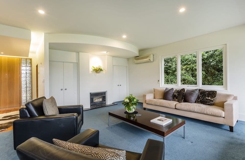 Musselburgh House | Oasis on Belmont Lane