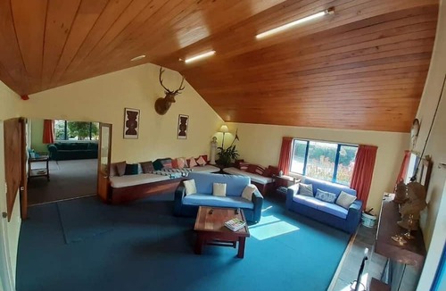 Turangi Hostel | Tongariro River Retreat - Hostel