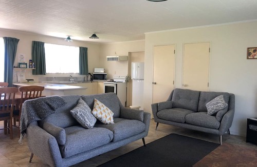 Alexandra Hotel | Alexandra Garden Court Motel