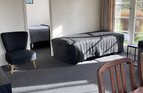 Alexandra Hotel | Alexandra Garden Court Motel