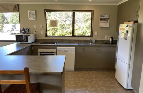Albert Town House | Clutha Country Cottage