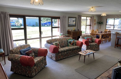 Albert Town House | Clutha Country Cottage