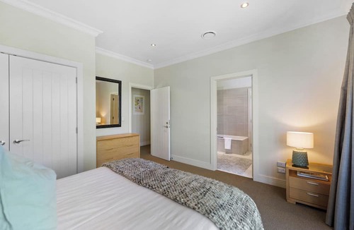 Lower Shotover House | Pinnacle Villa