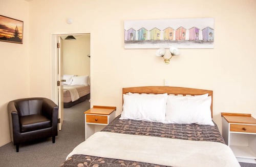 Waihi Hotel | Goldmine Motel