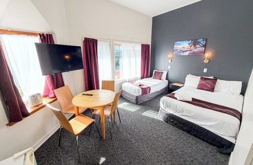 Te Aro Hotel | Halswell Lodge - Motel