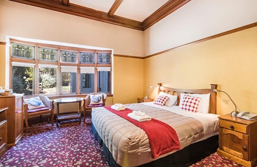Te Aro Hotel | Halswell Lodge - Motel