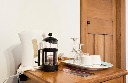 Te Aro Hotel | Halswell Lodge - Motel