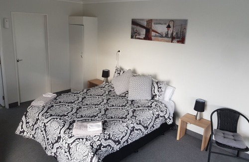 Potaka Hotel | Lottin Point Motel