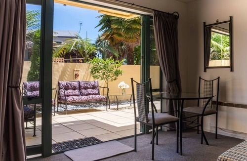 Tahunanui Hotel | Tuscany Gardens Motor Lodge