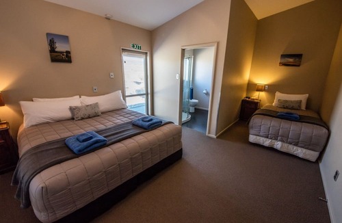 Waipiata Bed & Breakfast | Tussock Lodge Waipiata