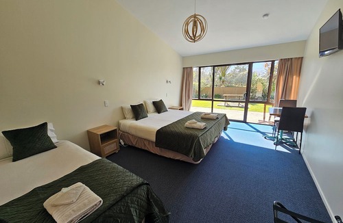 Karamea Hotel | Karamea Hotel