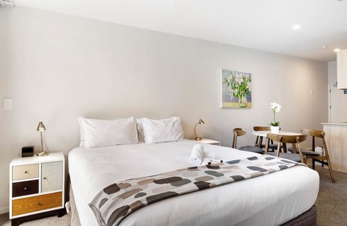 Birkenhead Hotel | Fernz Motel & Apartments Birkenhead
