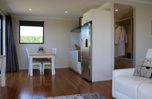 Pakowhai House | Kalldeen Luxury Accommodation