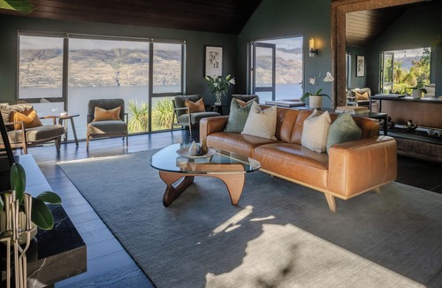 Sunshine Bay Cabin | Azur Luxury Lodge