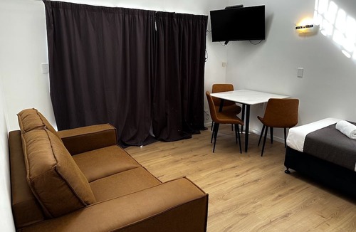 Whanganui Hotel | Burwood Manor Motel