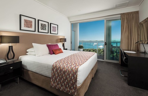 Tauranga Hotel | Hotel on Devonport