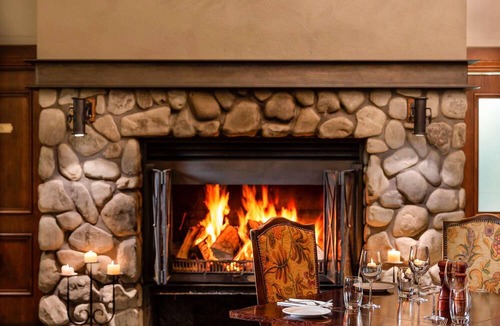 Windwhistle Hotel | Fable Terrace Downs Resort by Mgallery