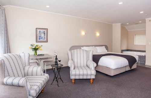 Anderson Park Hotel | Te Mata Lodge