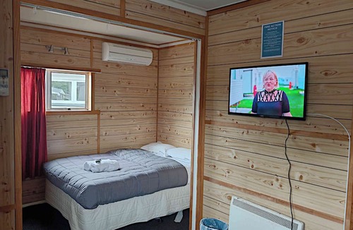 National Park Village Cabin | Pipers Lodge