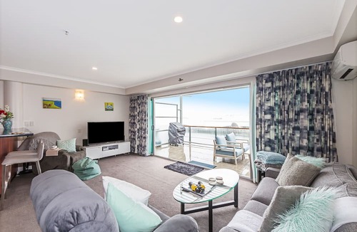 Auckland Central Business District House | Princes Wharf - 1BR Comfortable Luxury
