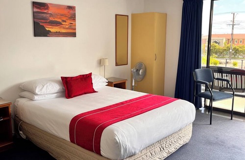 Greymouth Hotel | Sundowner Motel