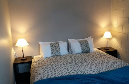 Stratford Hotel | Amble In Motel
