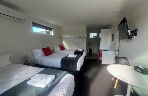 Cambridge Hotel | Podium Lodge