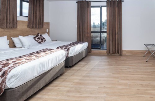 Sandringham Hotel | Albert Accommodation