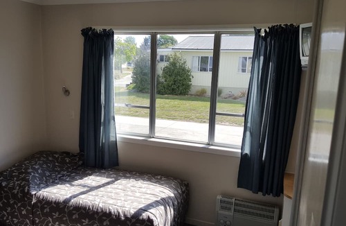 Twizel Hotel | High Country Motel and Backpackers