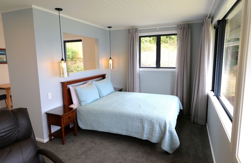French Pass Bed & Breakfast | French Pass Beachfront Villas