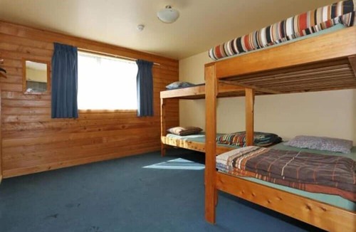 Tuatapere Hotel | Tui Base Camp
