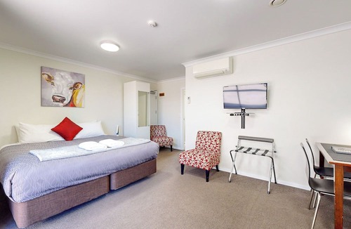 Te Awamutu Hotel | Matariki Motor Lodge