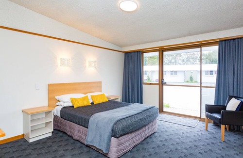 Redwood Hotel | The Redwood Hotel