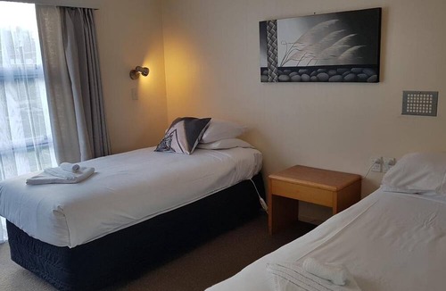Putaruru Hotel | Putaruru Arms Motor Inn