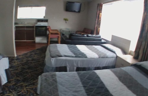 Henderson Hotel | Lincoln Court Motel