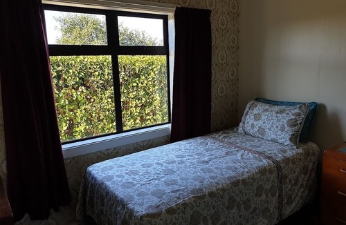 Awhitu House | AWHITU GREENOCK BEACH - FAMILY HOLIDAY